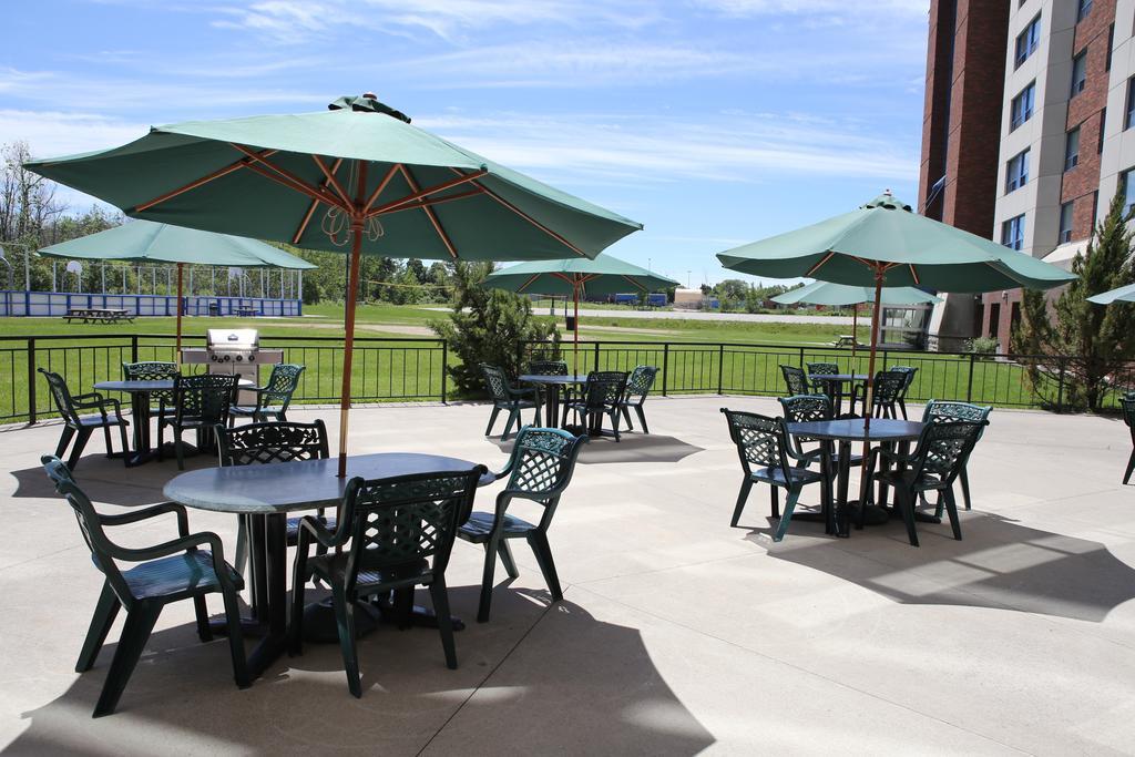 & Conference Centre- 2* Barrie